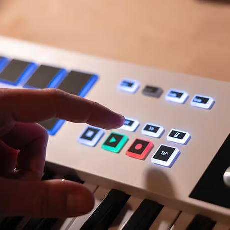 MIDI-клавіатура Arturia KeyLab Essential 61 mk3 (Black) (24-03-08